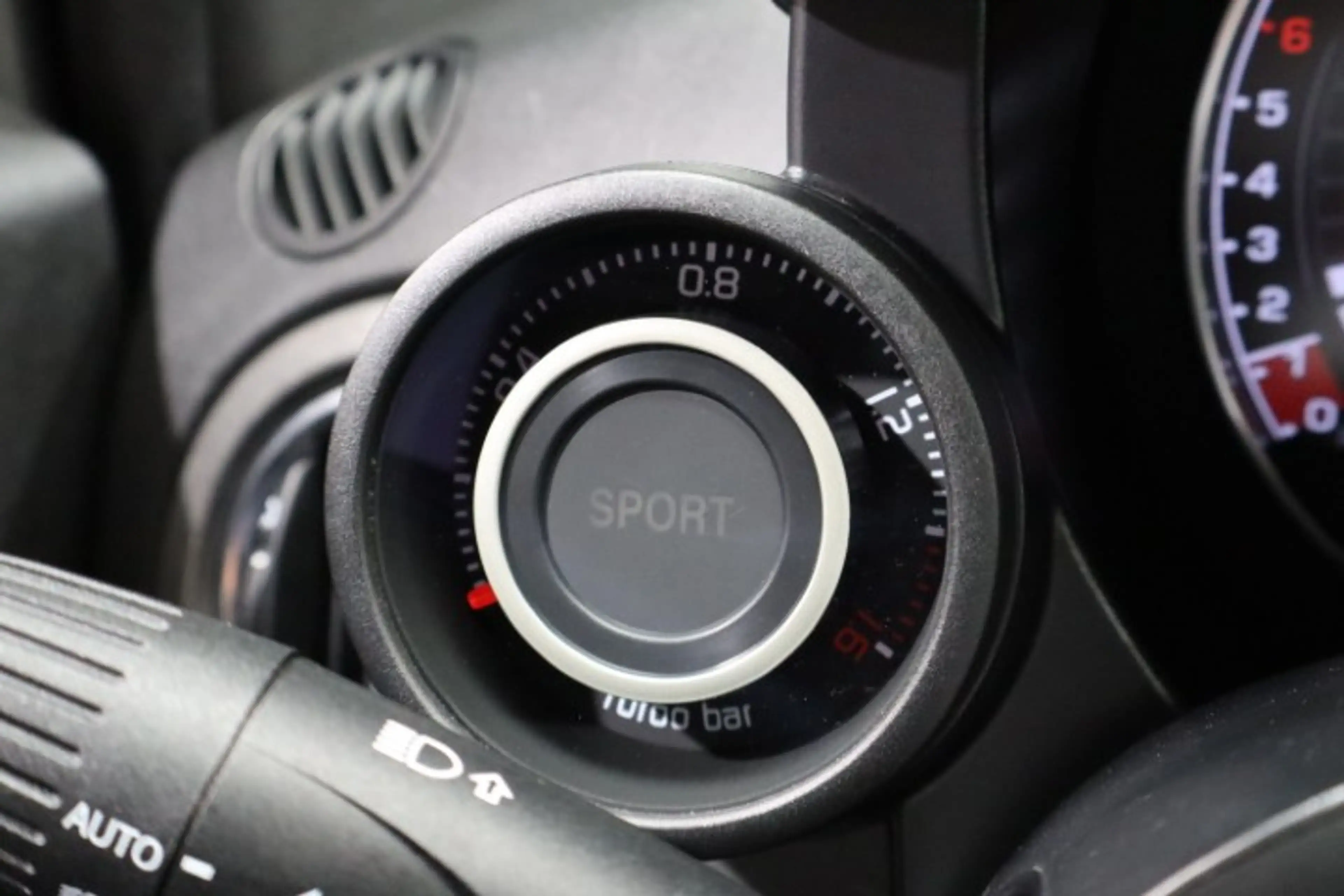 Abarth 595C 1.4i — photo 14