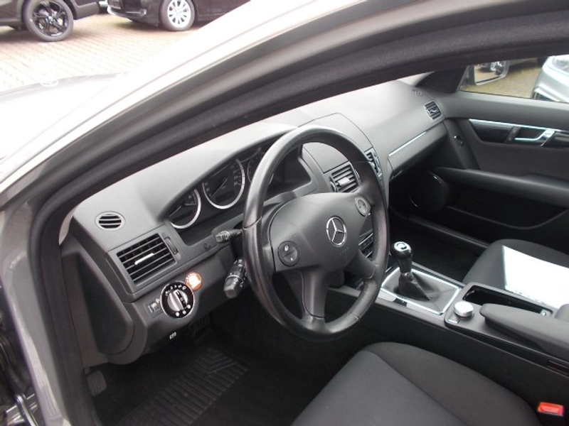 Mercedes-Benz C 180 T Kombi, Klimaautom., zus. Alu Winterräder — photo 15