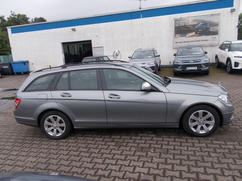 Mercedes-Benz C 180 T Kombi, Klimaautom., zus. Alu Winterräder — photo 4