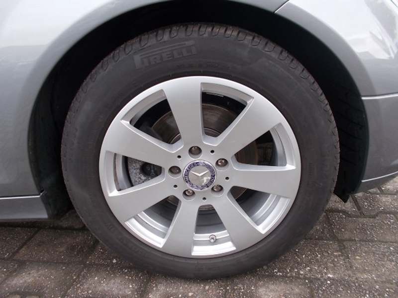 Mercedes-Benz C 180 T Kombi, Klimaautom., zus. Alu Winterräder — photo 9