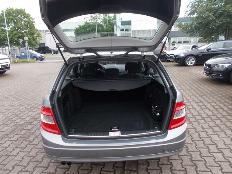 Mercedes-Benz C 180 T Kombi, Klimaautom., zus. Alu Winterräder — photo 11