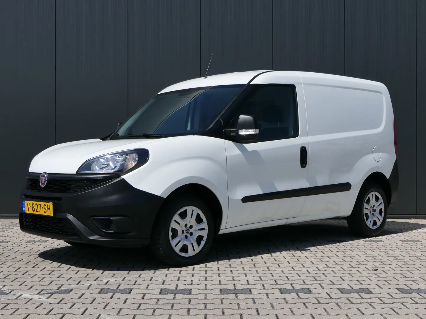 Fiat Doblo Cargo 1.6 MJ L1H1 ECO JET | Navigatie | 3-Zits Bij Wit - 1