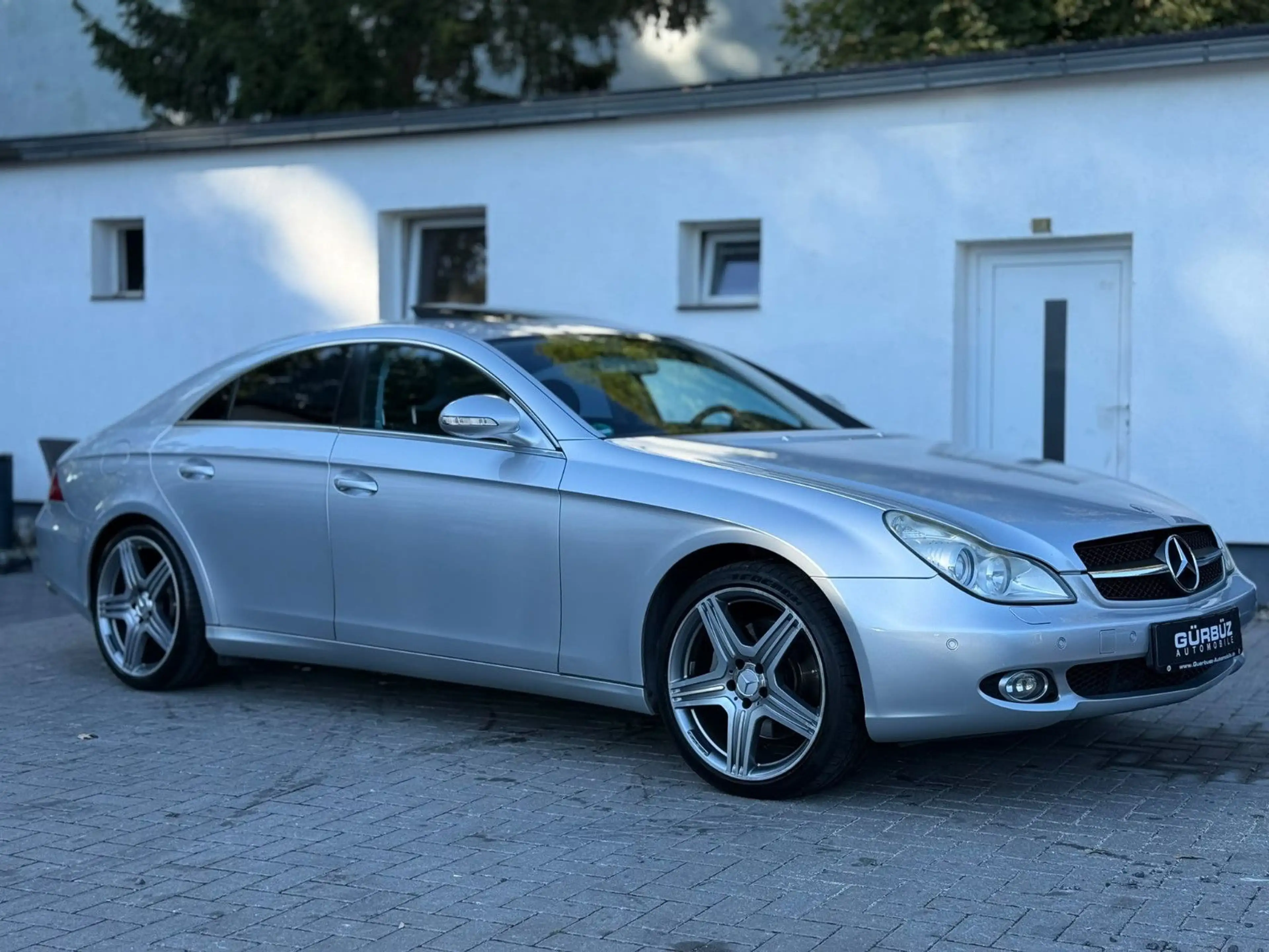 Mercedes-Benz CLS 350 *SbDach*Leder*Xenon — photo 10