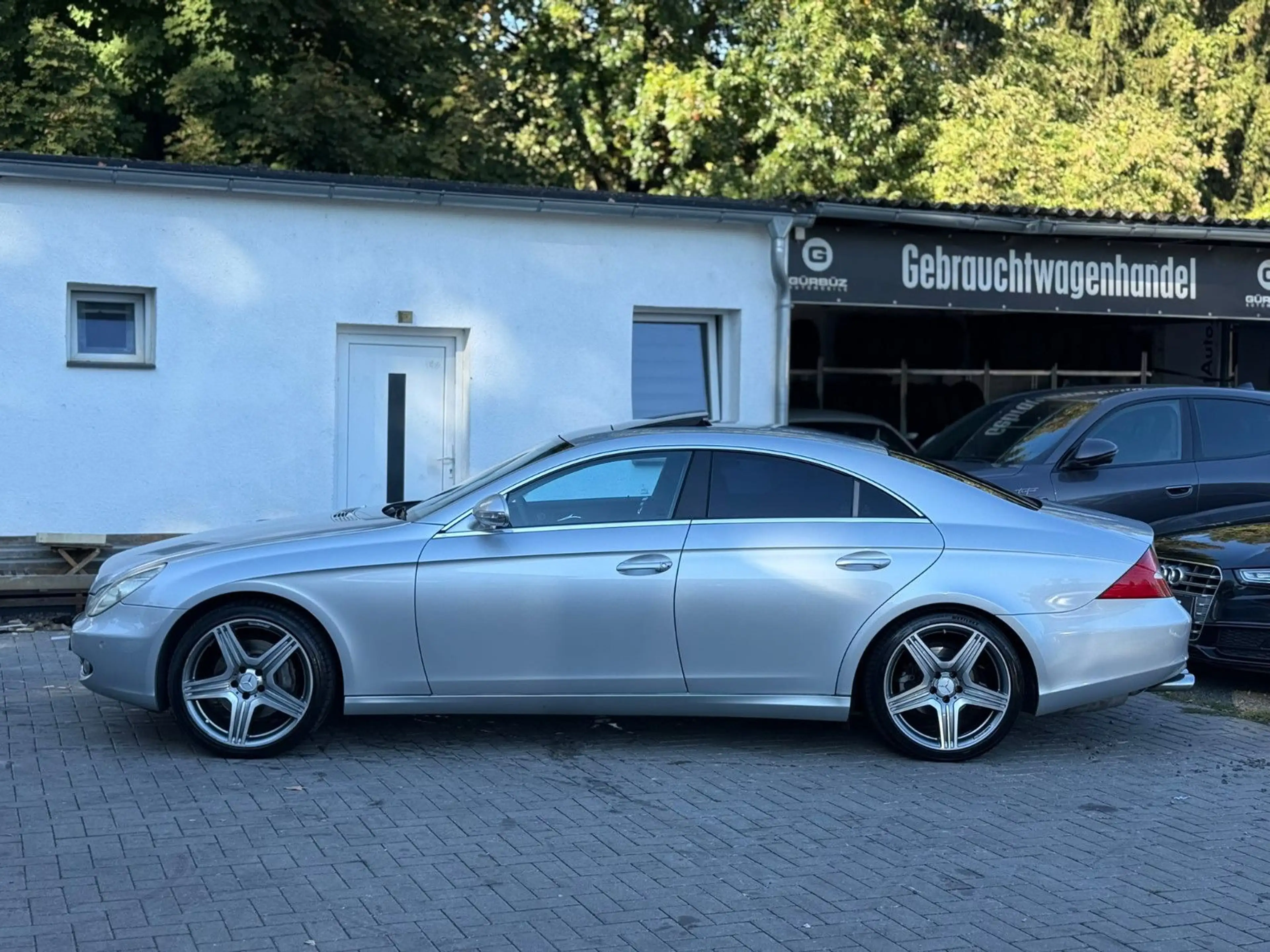 Mercedes-Benz CLS 350 *SbDach*Leder*Xenon — photo 9