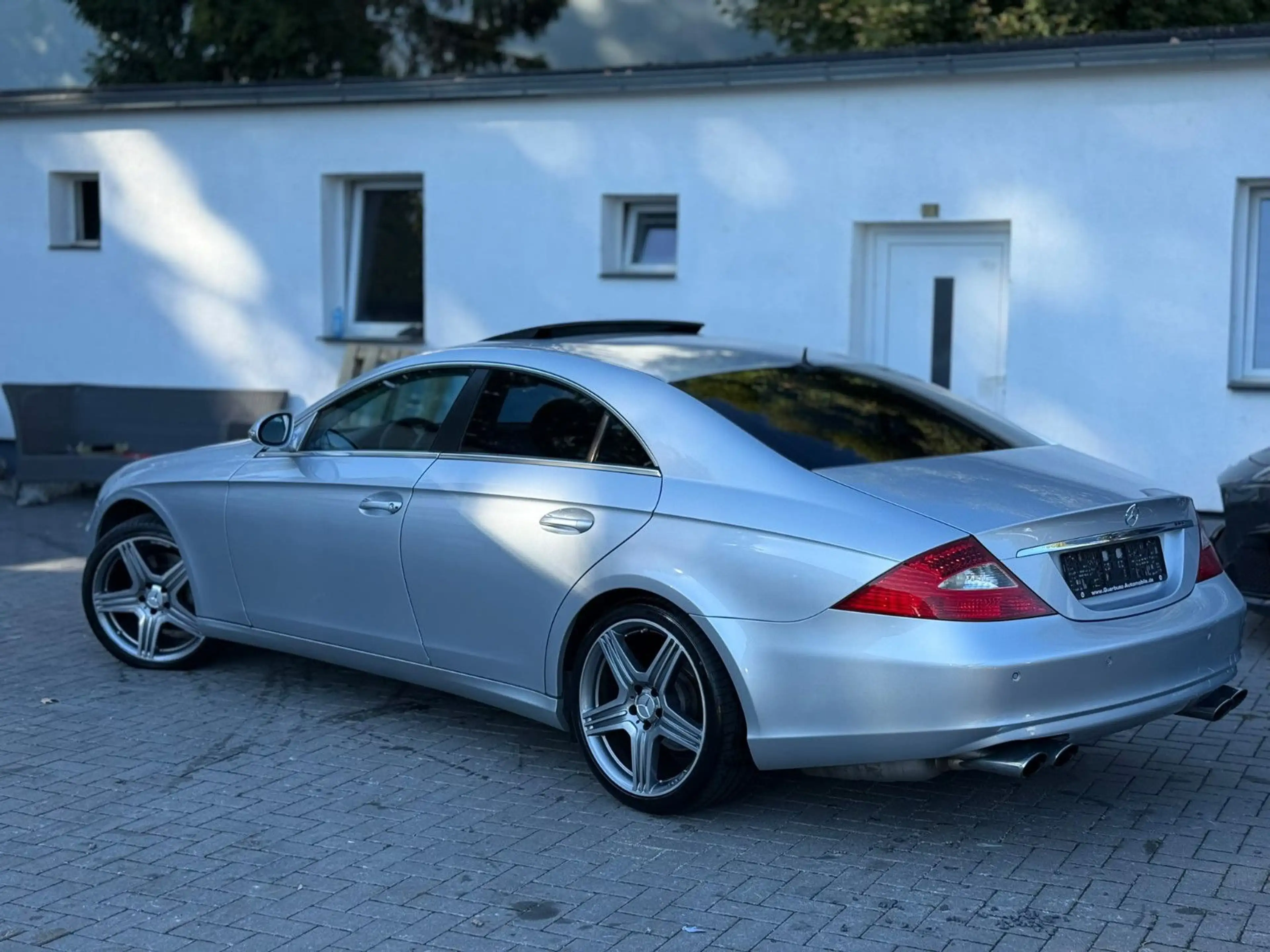 Mercedes-Benz CLS 350 *SbDach*Leder*Xenon — photo 4