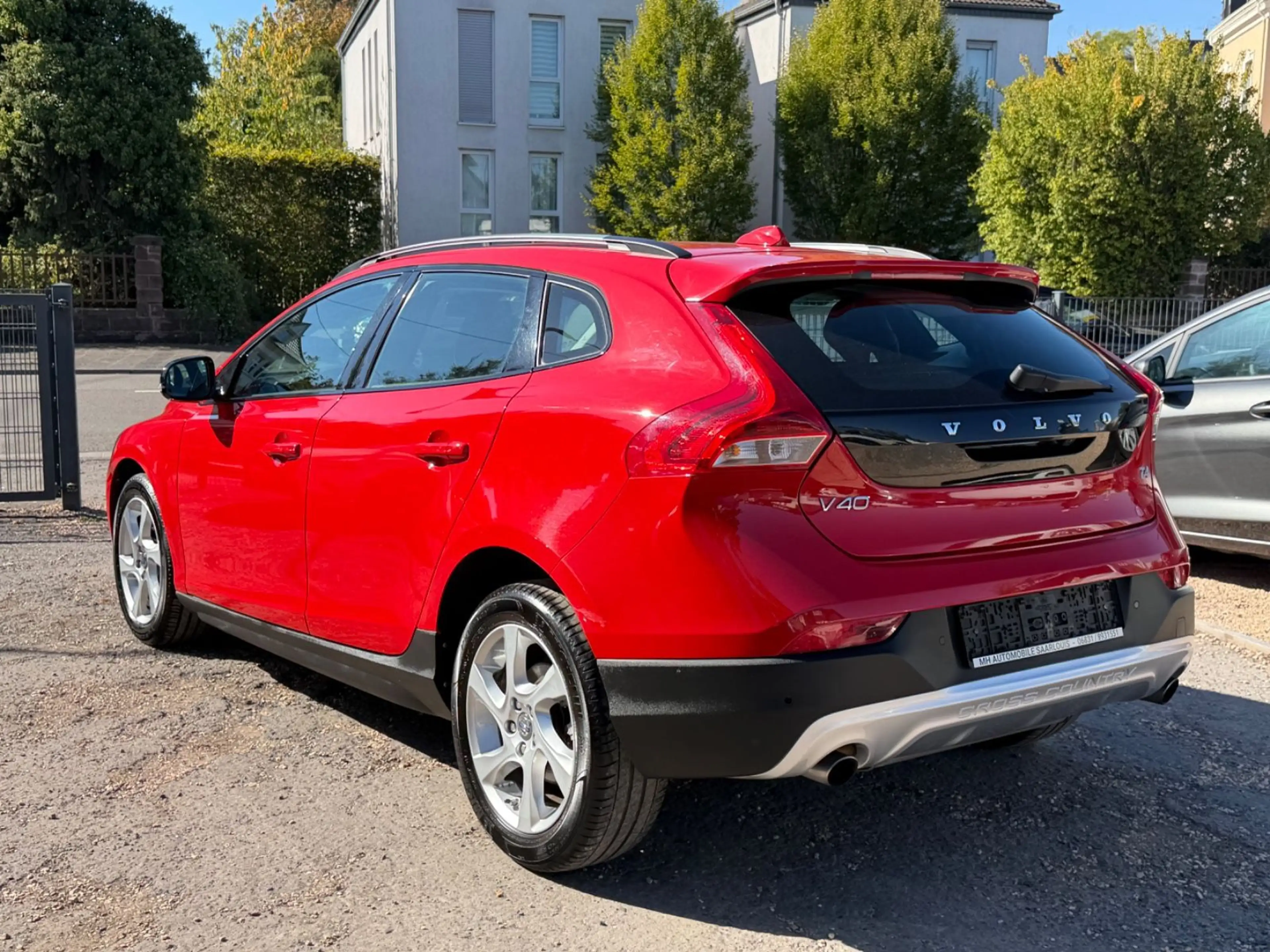 Volvo V40 Cross Country Summum — photo 4