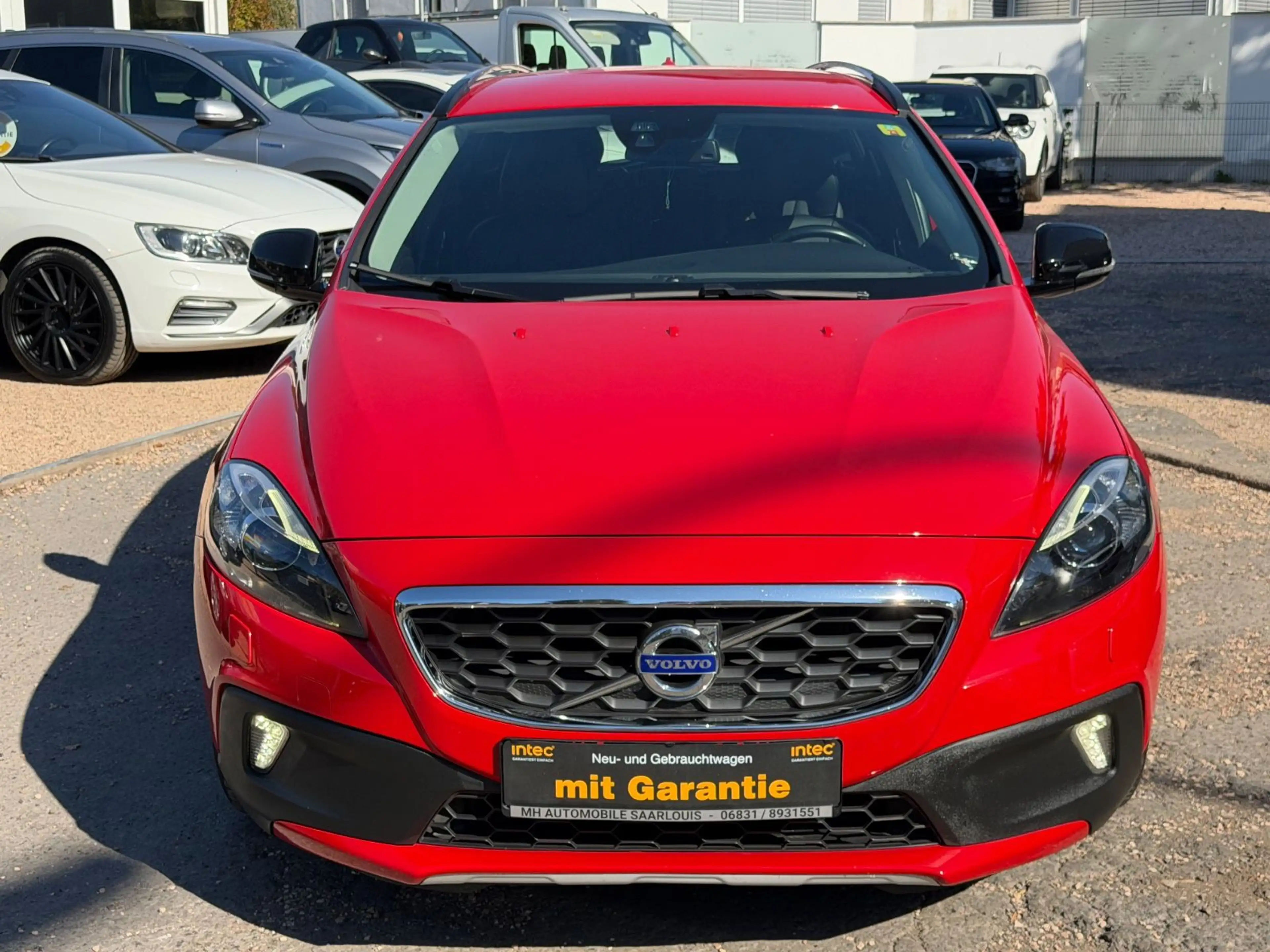 Volvo V40 Cross Country Summum — photo 9