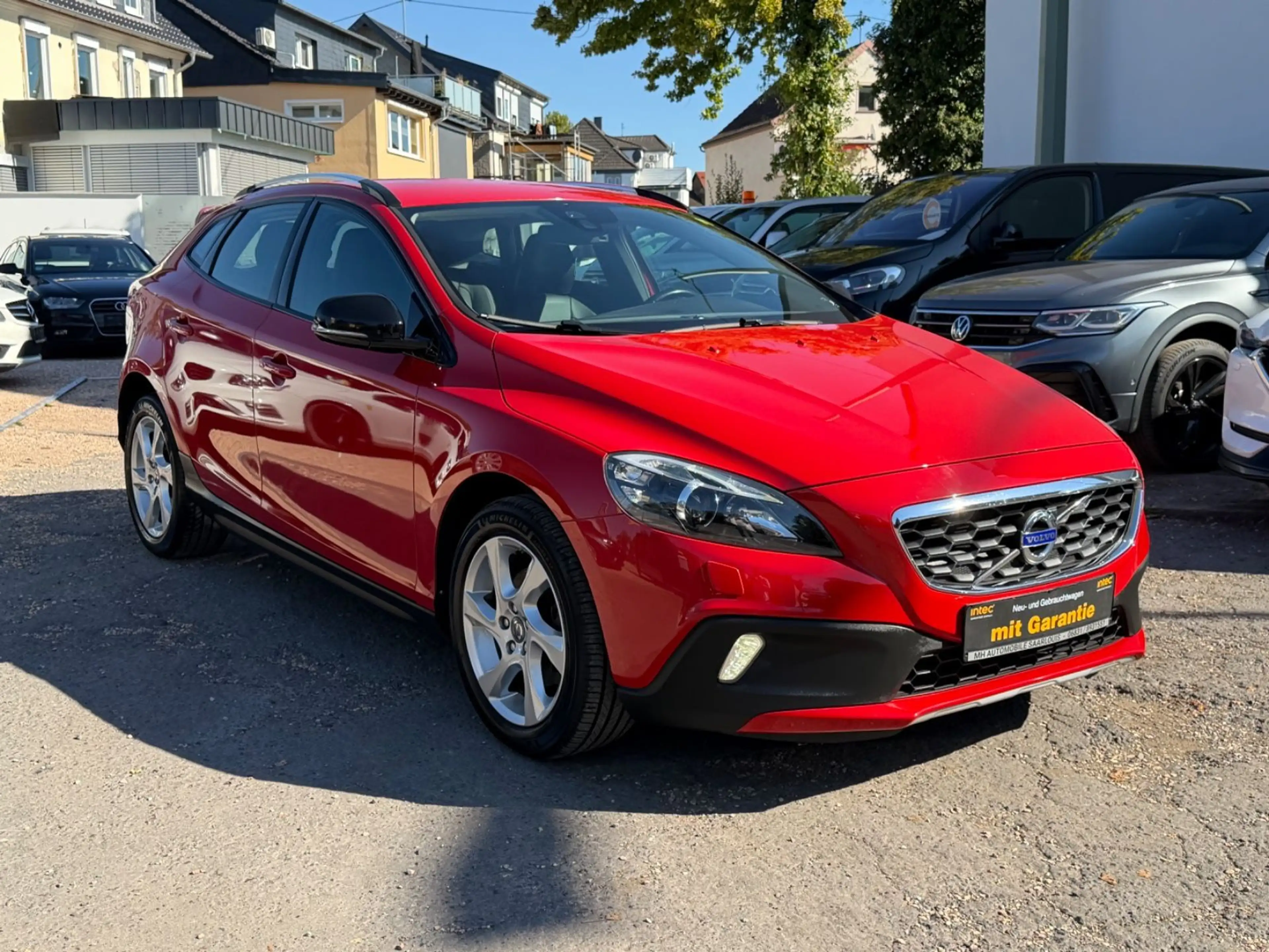 Volvo V40 Cross Country Summum — photo 8