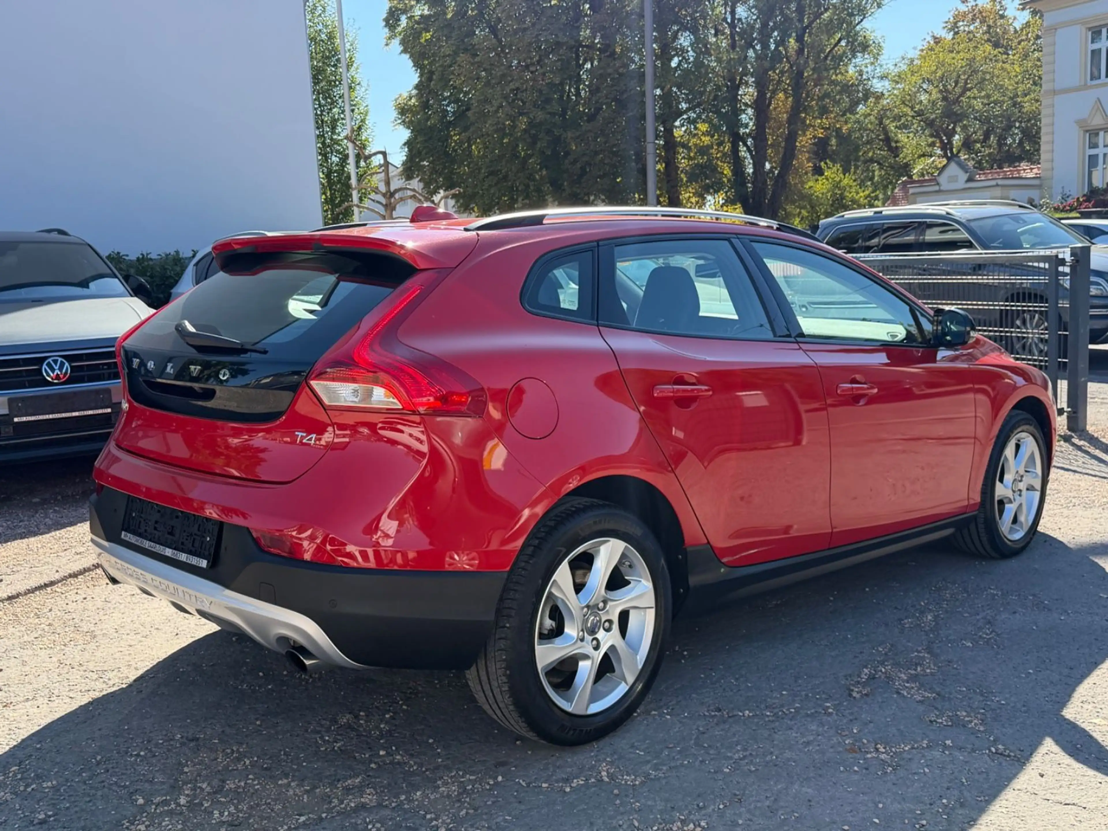Volvo V40 Cross Country Summum — photo 6