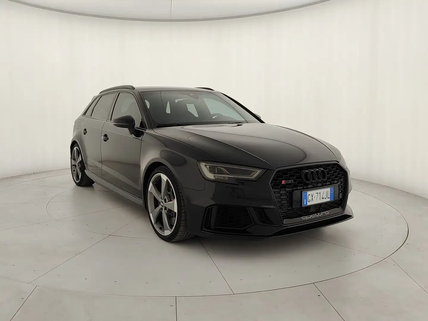 Audi RS3 Sportback 2.5 tfsi quattro s-tronic Zwart - 1