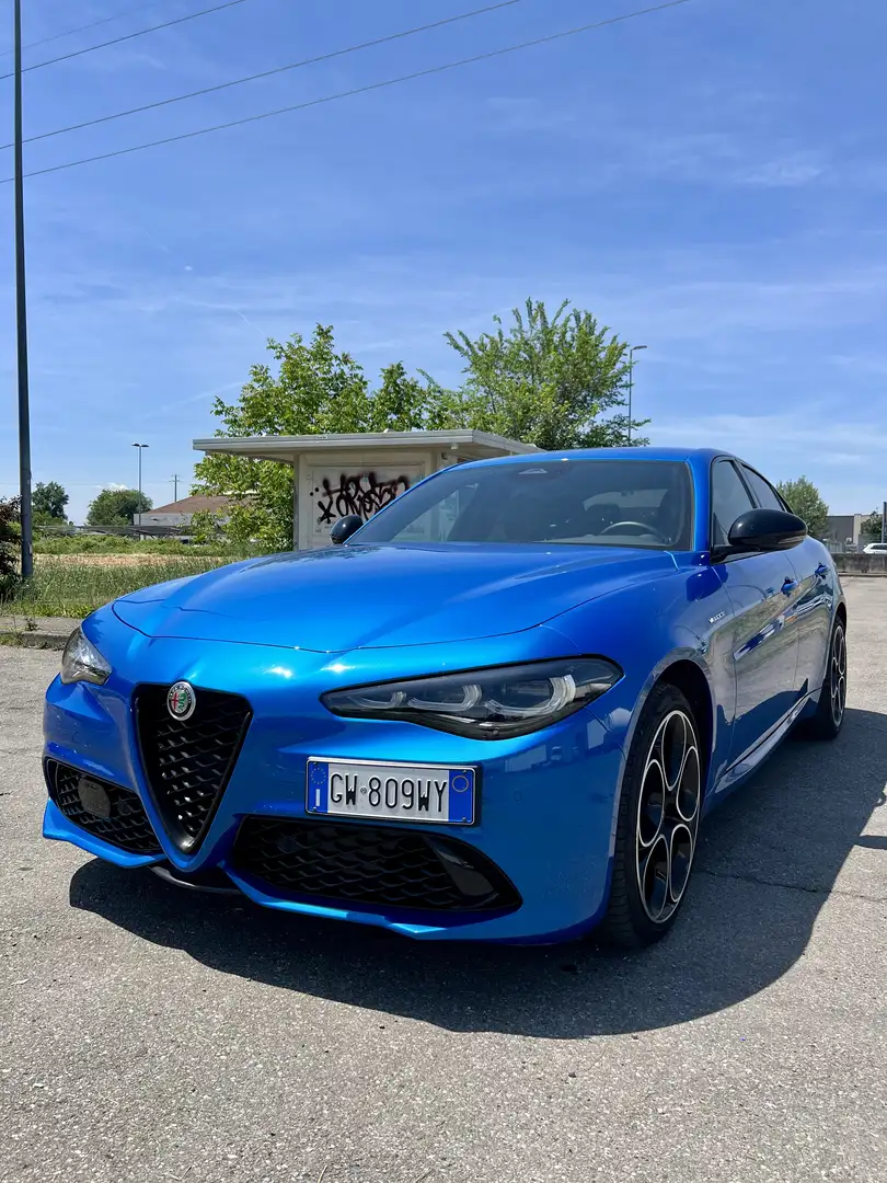 Alfa Romeo Giulia 2.2 t Veloce Q4 210cv auto - 1
