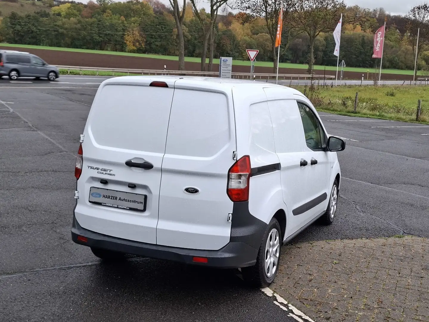 Ford Transit Courier 1,0 l EcoBoost 74 kW (100 PS) B KA Weiß - 2
