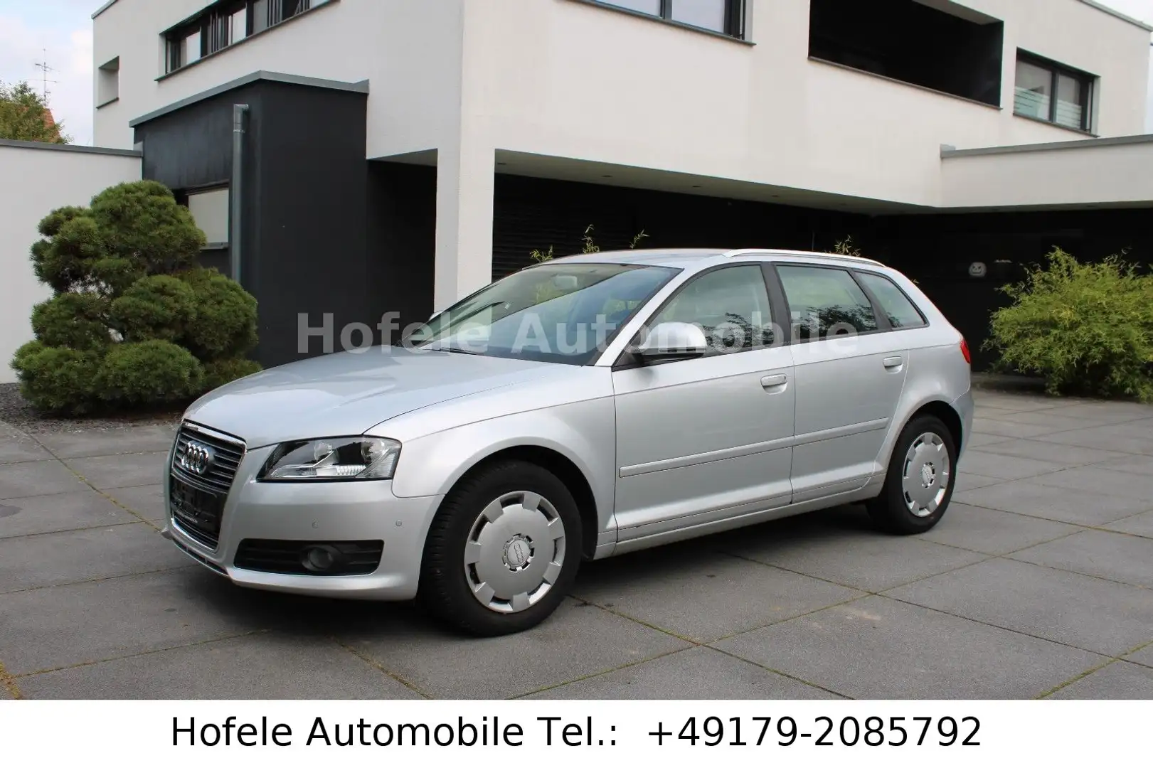 Audi A3 Sportback 1.6 Attraction*KLIMA/SHZ/1.HAND* Zilver - 1