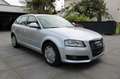 Audi A3 Sportback 1.6 Attraction*KLIMA/SHZ/1.HAND* Zilver - thumbnail 2