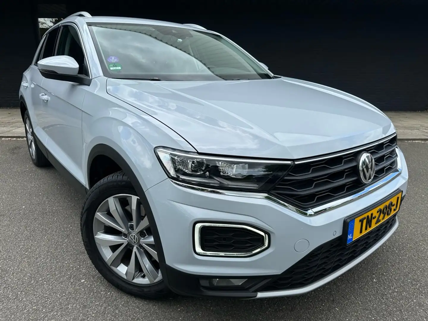 Volkswagen T-Roc 1.0 TSI Style // led koplampen // trekhaak // Blanc - 1