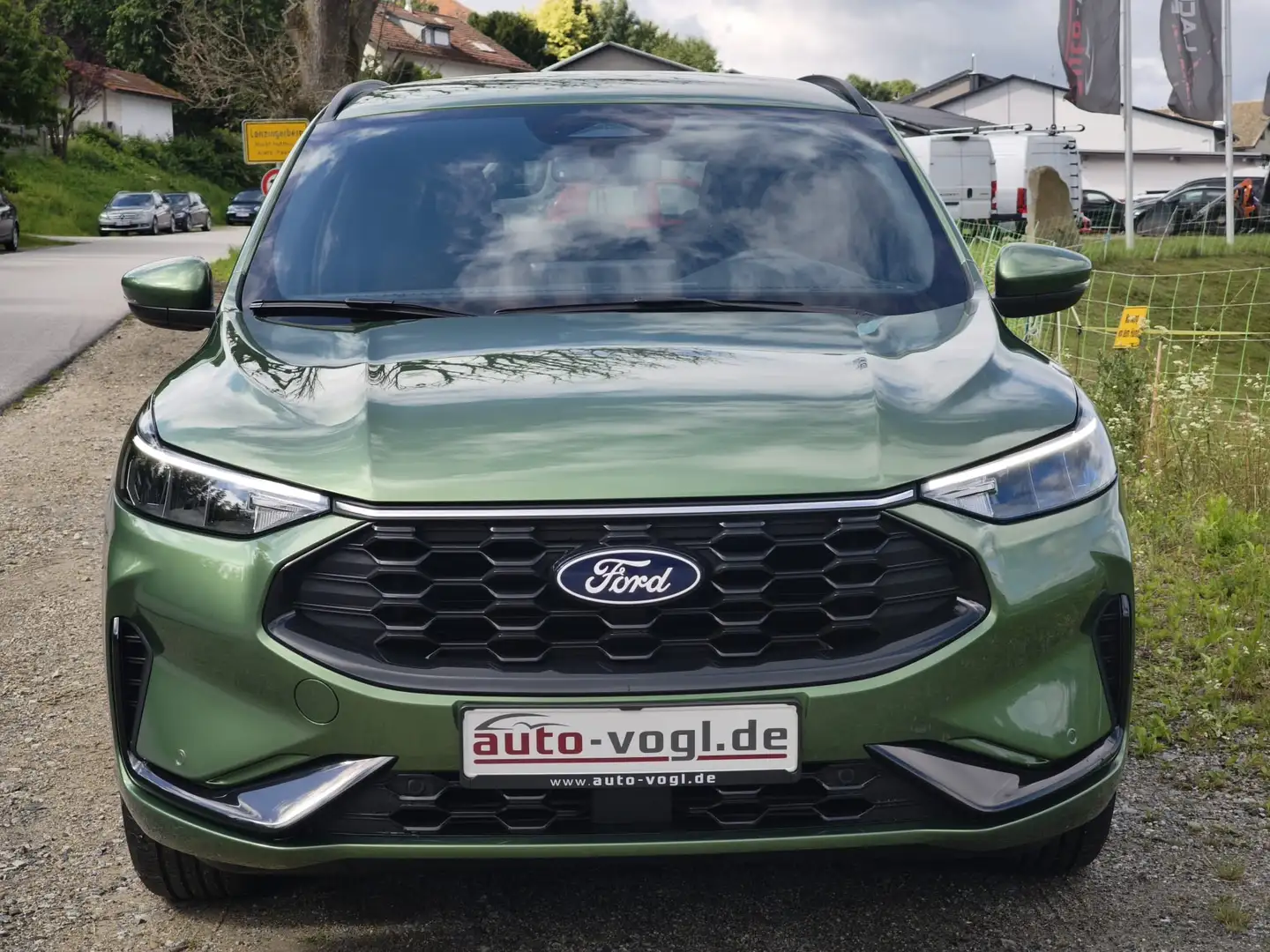Ford Kuga 1.5 EcoBoost ST-LINE Automatik Winterpaket,Protect Verde - 2