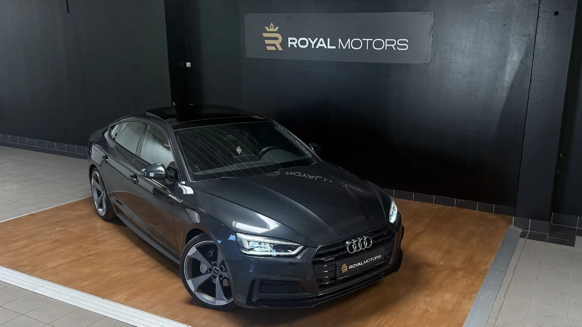 Audi A5 3.0 TDI Sportback quattro / S-LINE Grau - 2