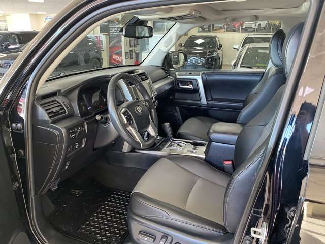 2020 Toyota 4Runner SR5 — снимка 1