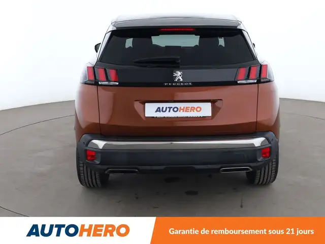 Peugeot 3008 view 5
