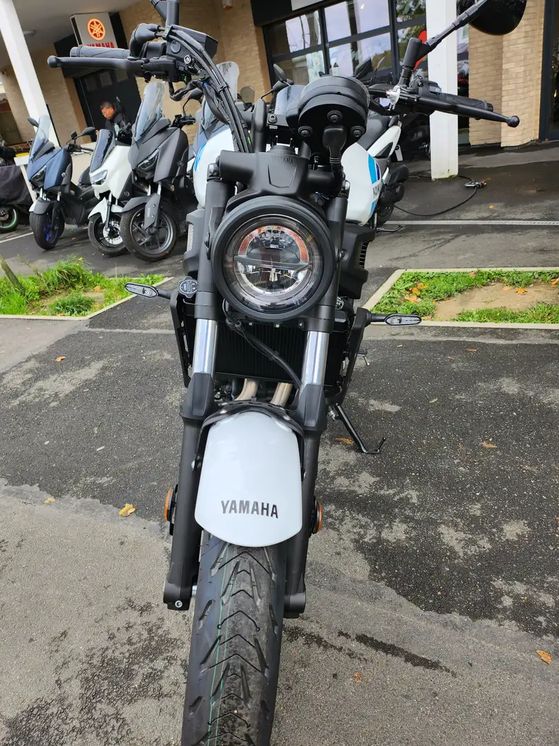 Yamaha XSR 700 Weiß - 2