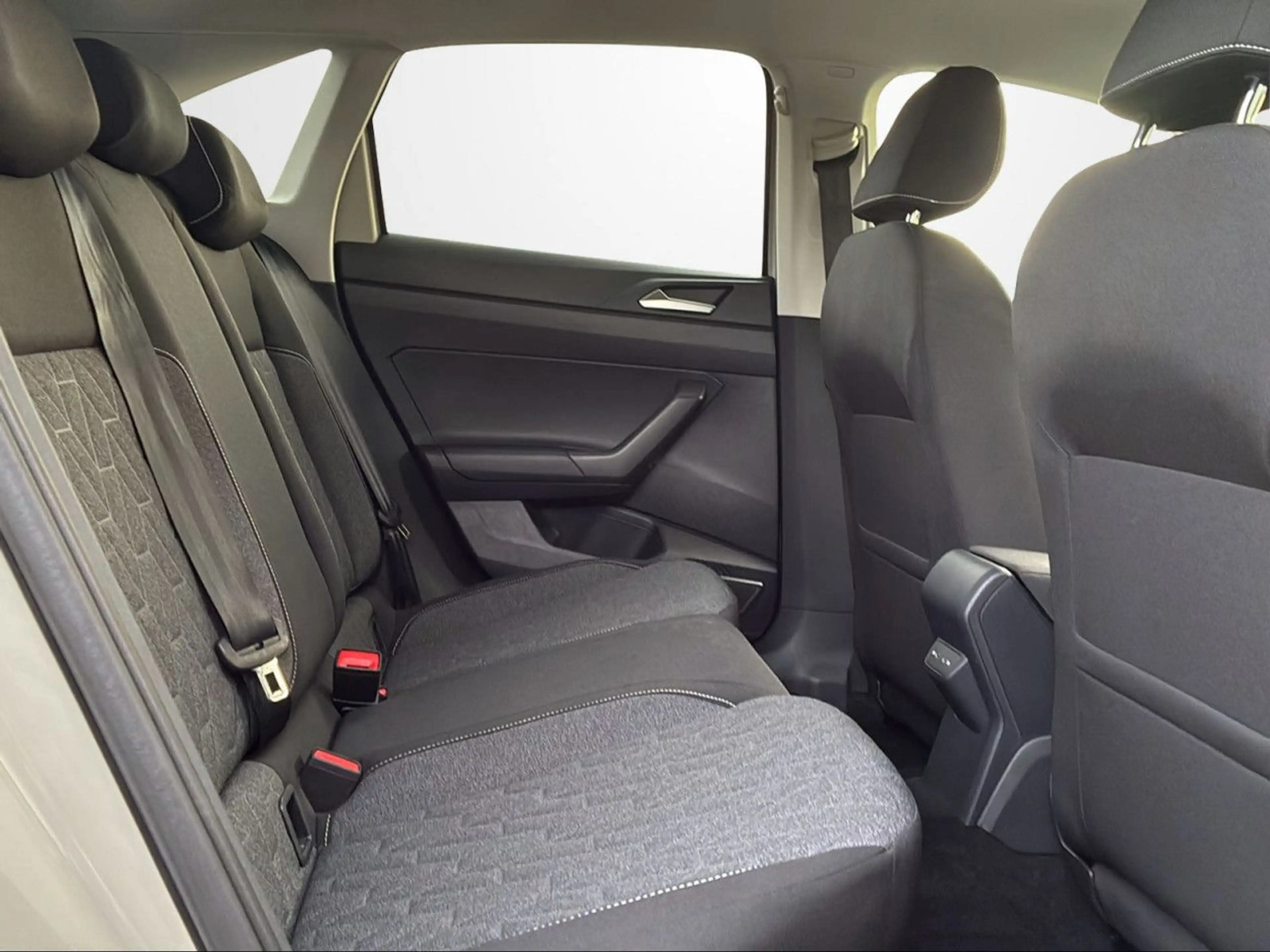 Volkswagen Taigo 1.0 TSI MOVE APP+LED+SHZ+KLIMA Bluetooth — photo 12