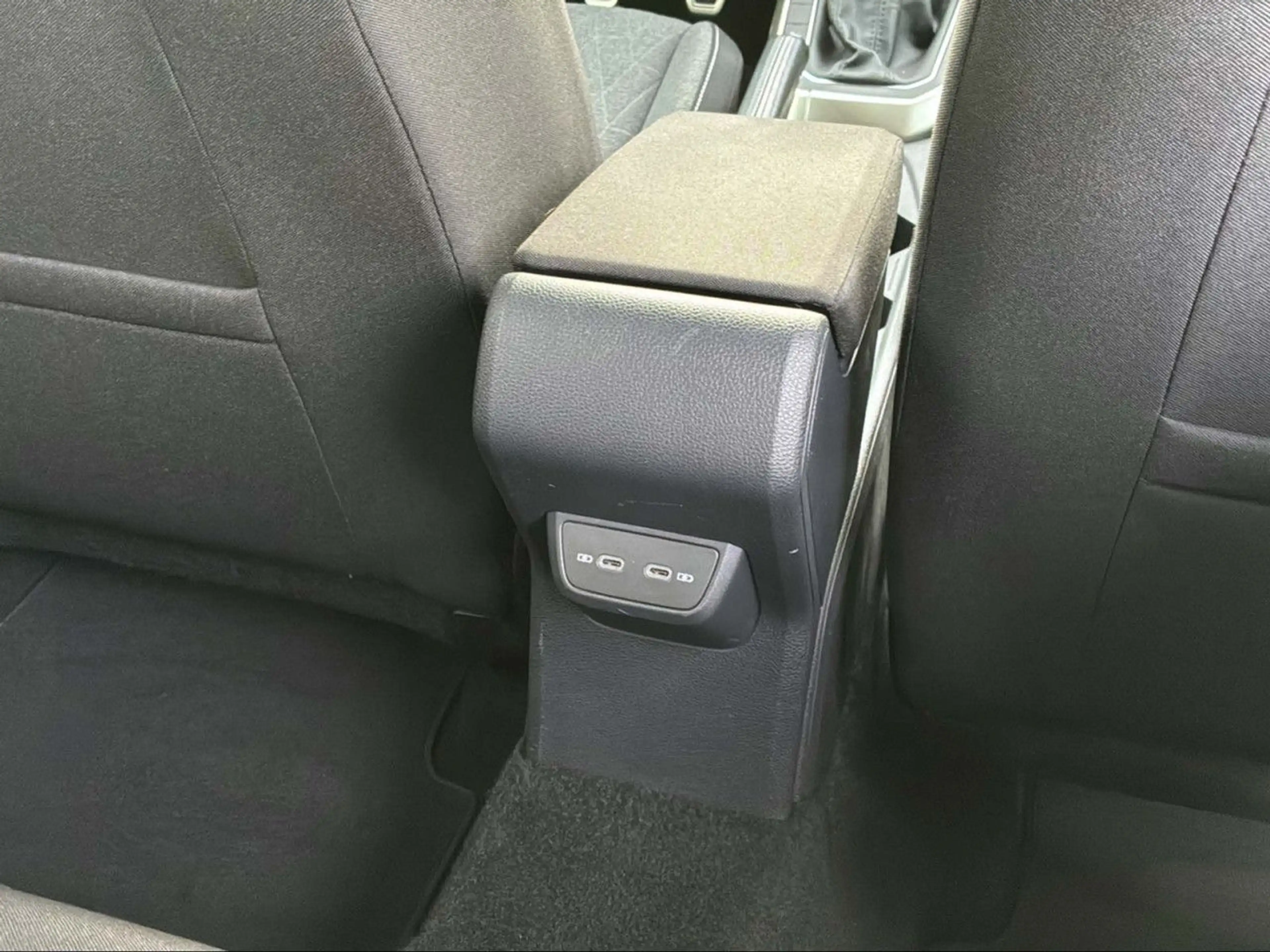 Volkswagen Taigo 1.0 TSI MOVE APP+LED+SHZ+KLIMA Bluetooth — photo 13