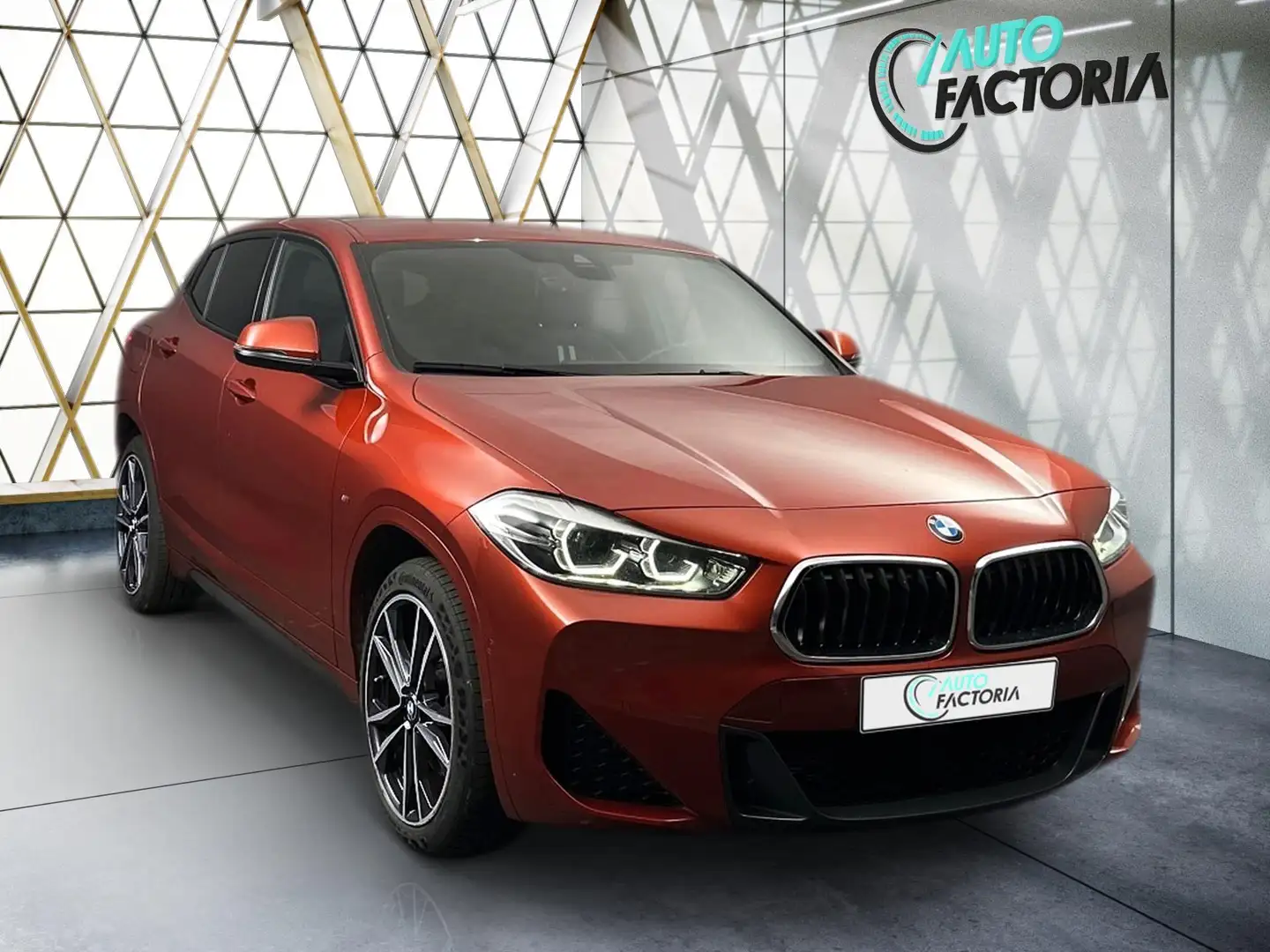 BMW X2 -57% 25E HYB 220cv BVA 4x4 M SPORT +GPS+CAM+Options Rood - 2