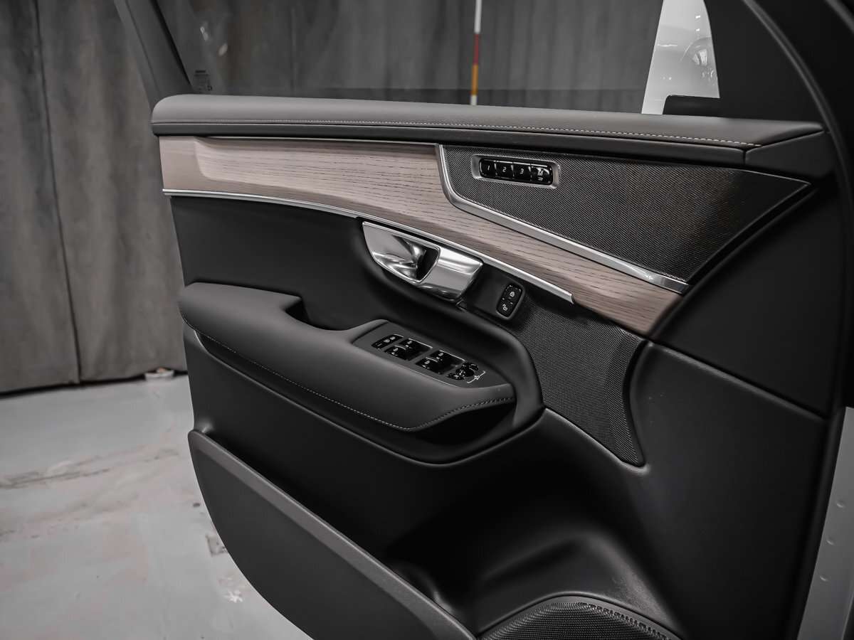 2026 Volvo XC90 Core 7-Seater (Bright Theme) thumb 10