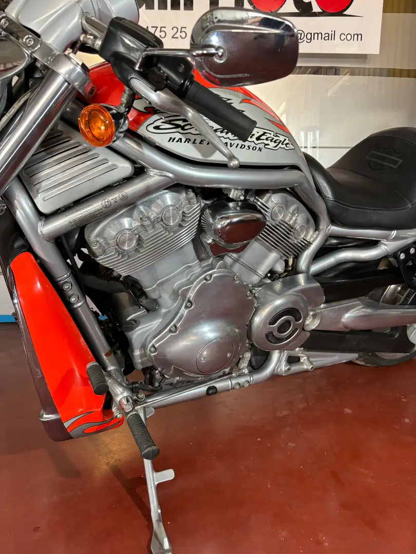 Harley-Davidson VRSC V-Rod Pomarańczowy - 2