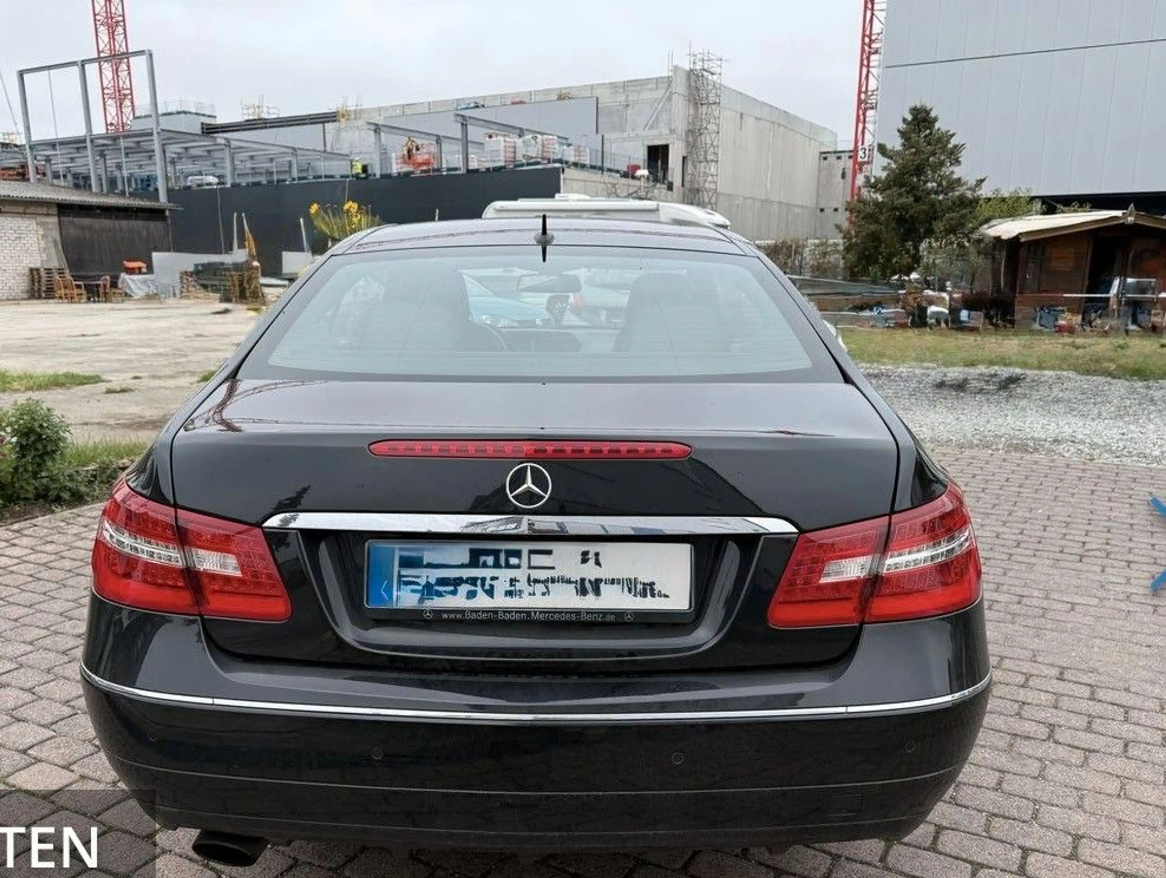 Mercedes-Benz E 200 CGI Blue*Avantgarde*Automatik*Leder*Navi* — photo 8