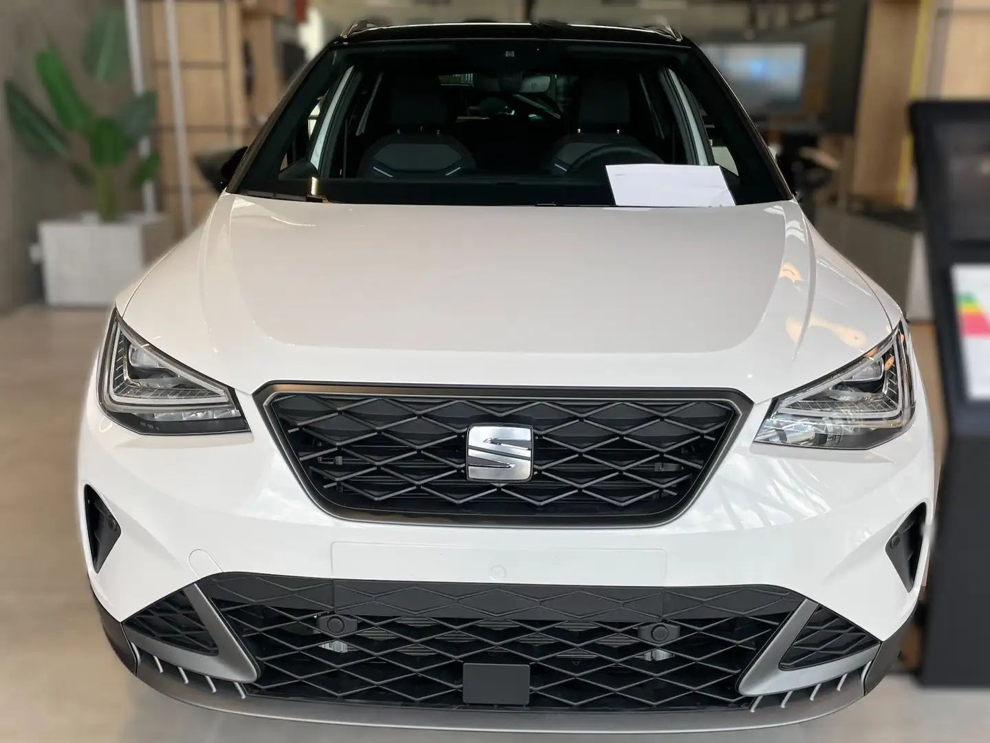 SEAT Arona TSI 115 Automatik Paket XL Kessy, Kamera, ACC, LED Blanc - 2
