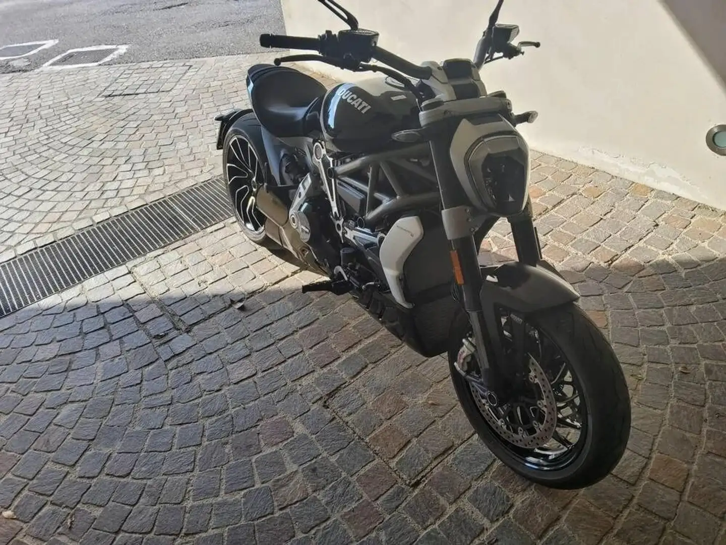 Ducati XDiavel Nero - 1