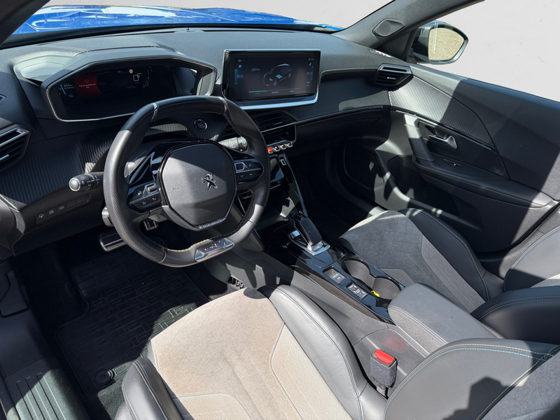 Peugeot e-2008 EV GT 50 kWh- SOH 87%, 265km Range, Panoramadak, 3 — photo 2