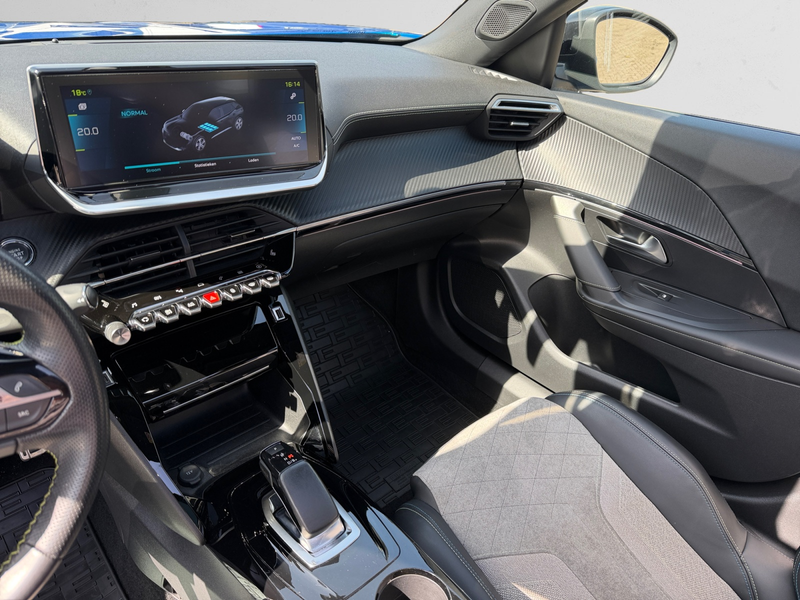 Peugeot e-2008 EV GT 50 kWh- SOH 87%, 265km Range, Panoramadak, 3 — photo 8