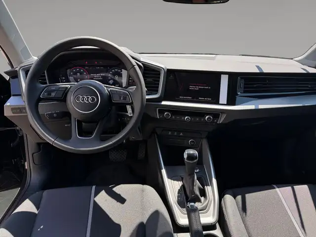 Audi A1 view 8