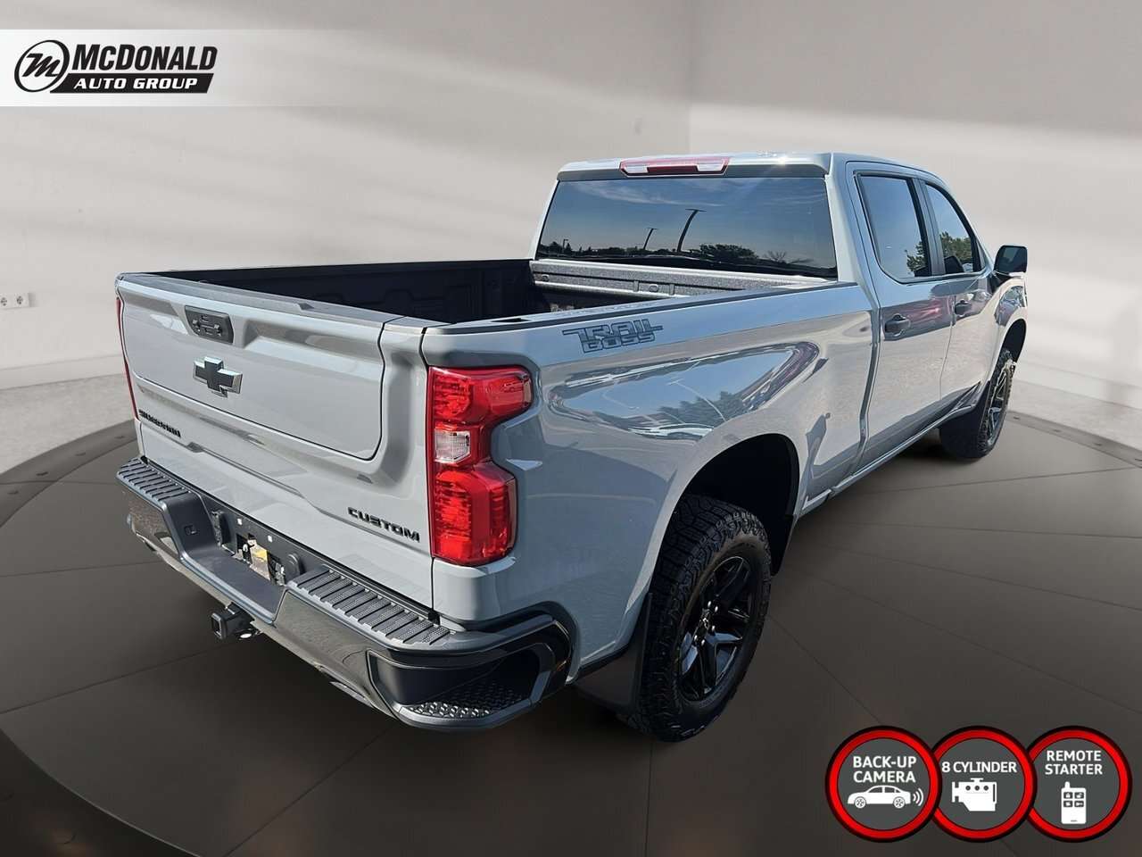 2024 Chevrolet Silverado 1500 Trail Boss Impressive Towing Capability — снимка 1
