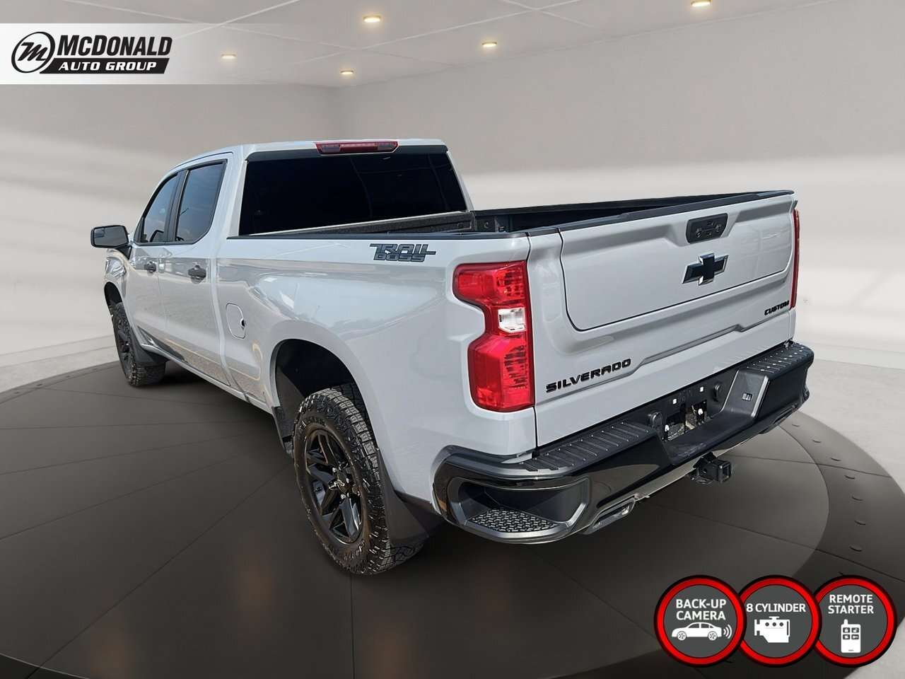 2024 Chevrolet Silverado 1500 Trail Boss Impressive Towing Capability — снимка 1