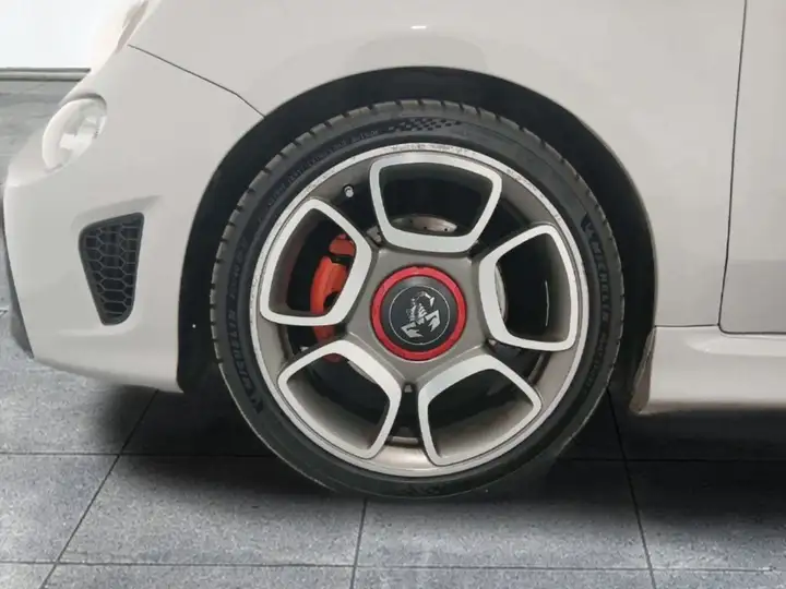 Abarth 595C 2021, foto 21