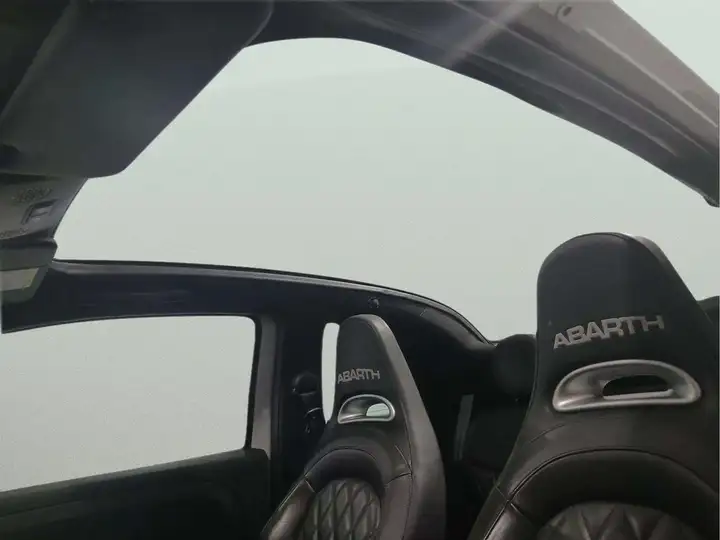 Abarth 595C 2021, foto 10