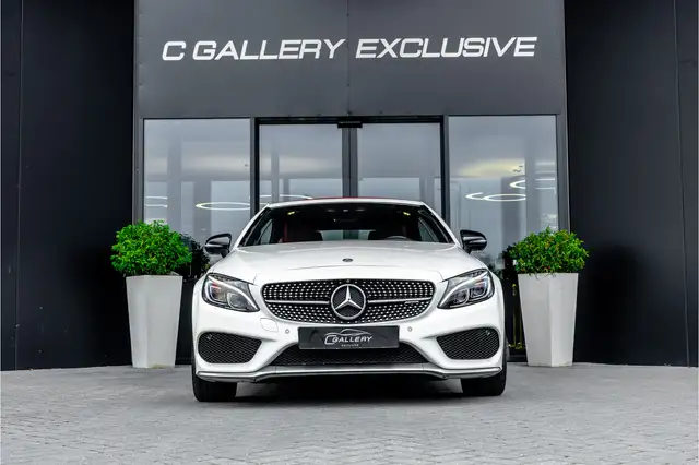 Mercedes-Benz C Class view 2