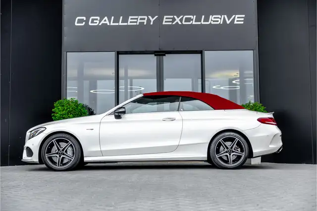 Mercedes-Benz C Class view 4