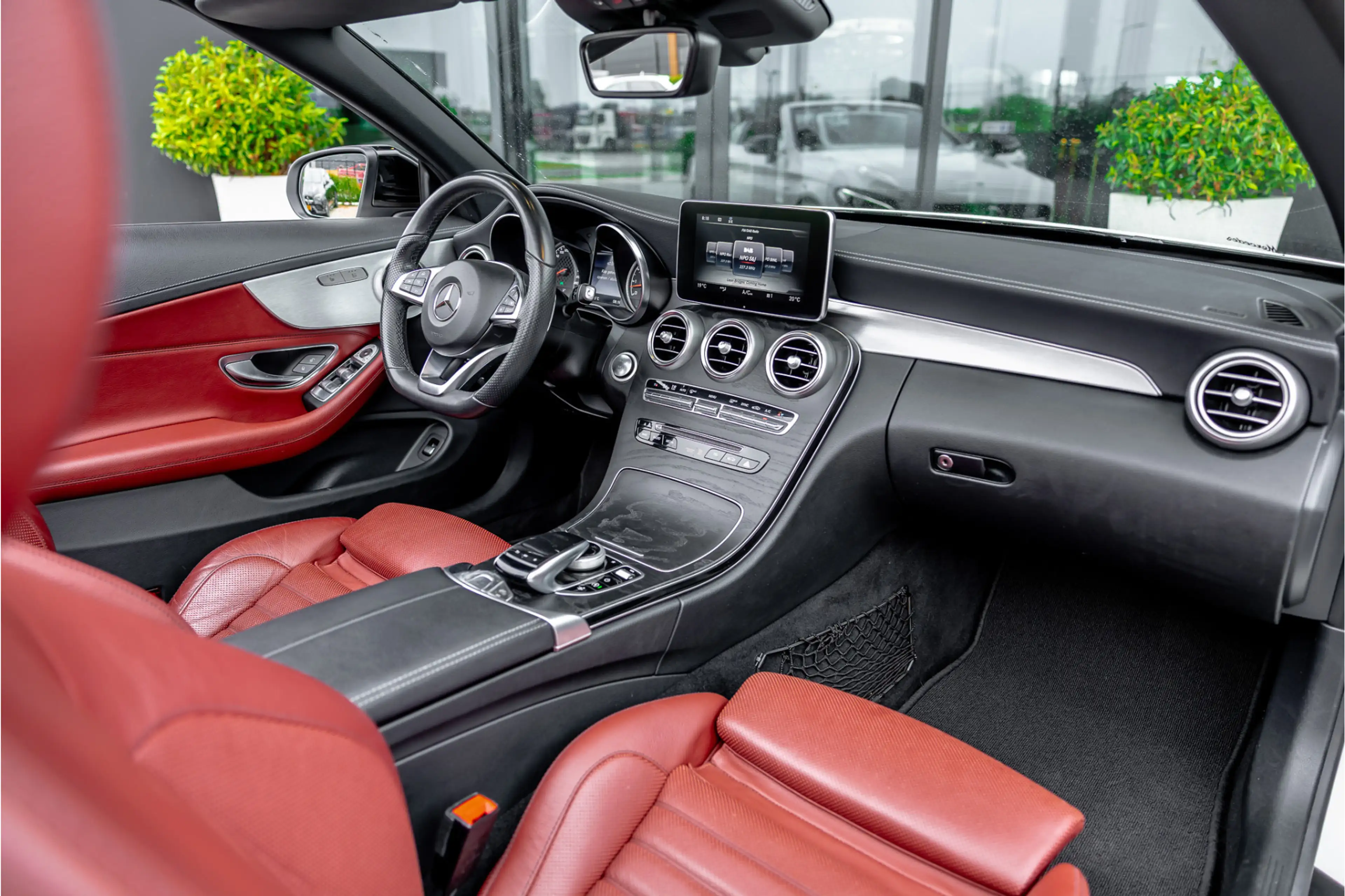 Mercedes-Benz C 43 AMG Cabrio C43 4MATIC - 360 Camera | HUD | Keyless — photo 10