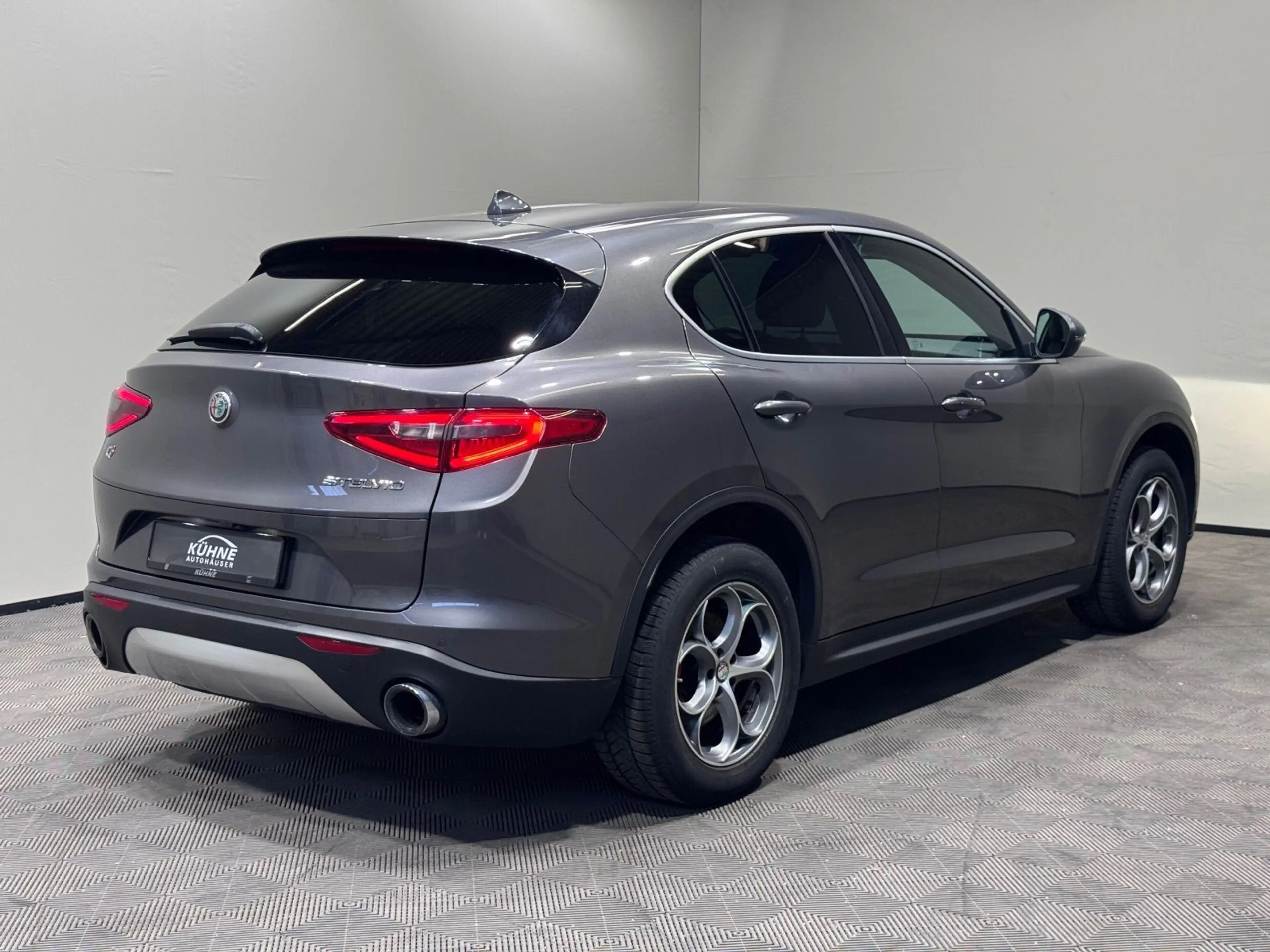 Alfa Romeo Stelvio 2.0 Turbo 16V Super Q4 | NUR HÄNDLER! — photo 15
