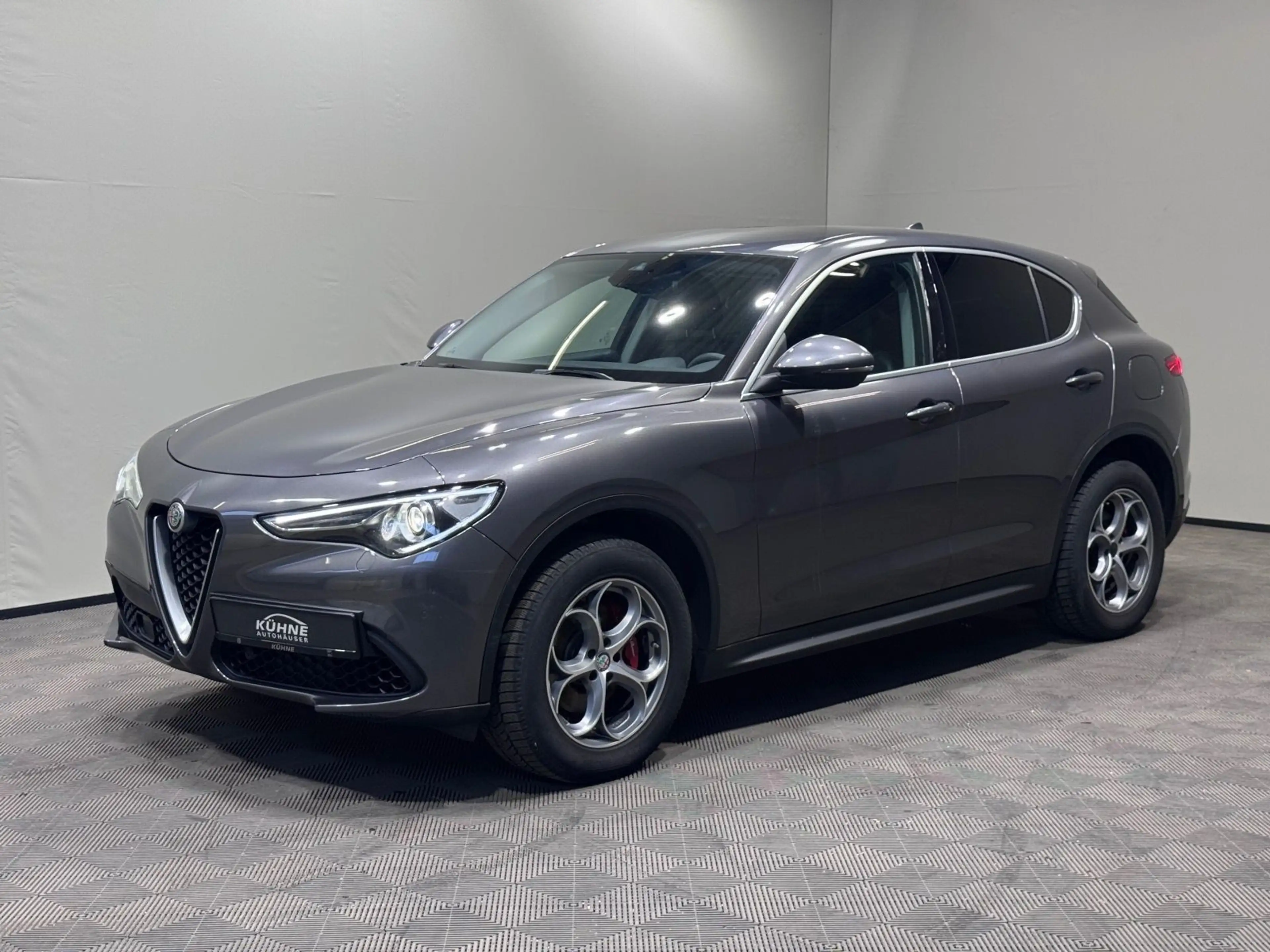 Alfa Romeo Stelvio 2.0 Turbo 16V Super Q4 | NUR HÄNDLER! — photo 2