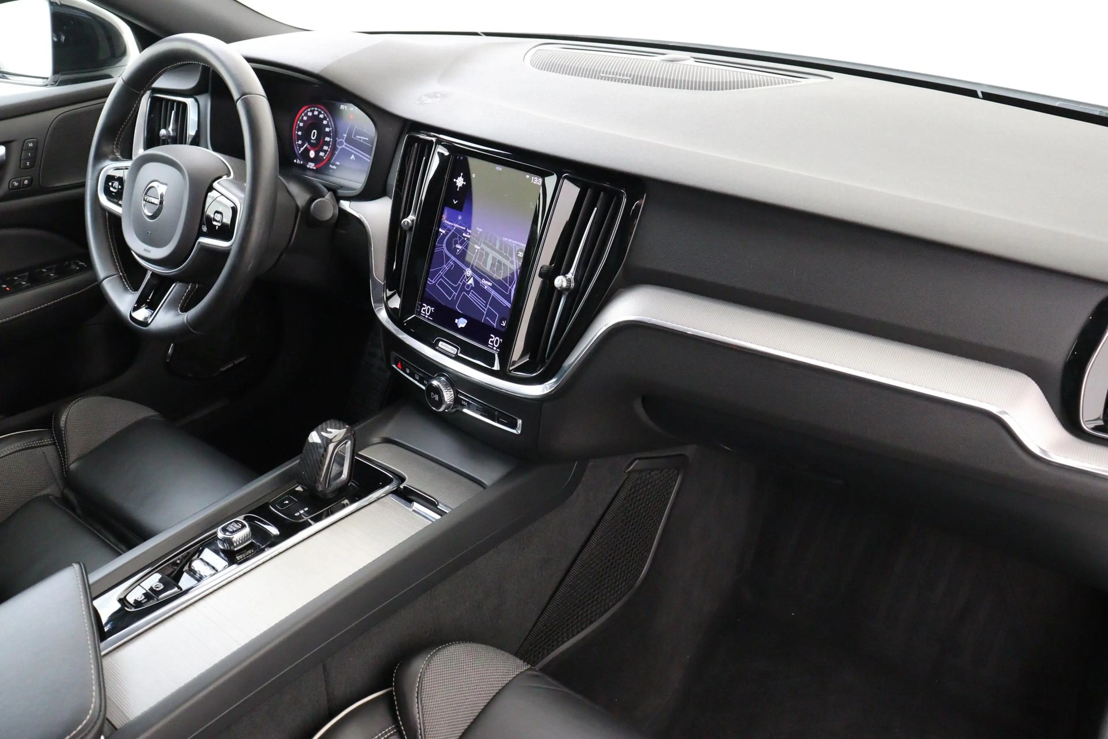 Volvo S60 B4 (M-HYBRID) R-DESIGN -PANO.DAK|HARMAN/KARDON|CAM — photo 6