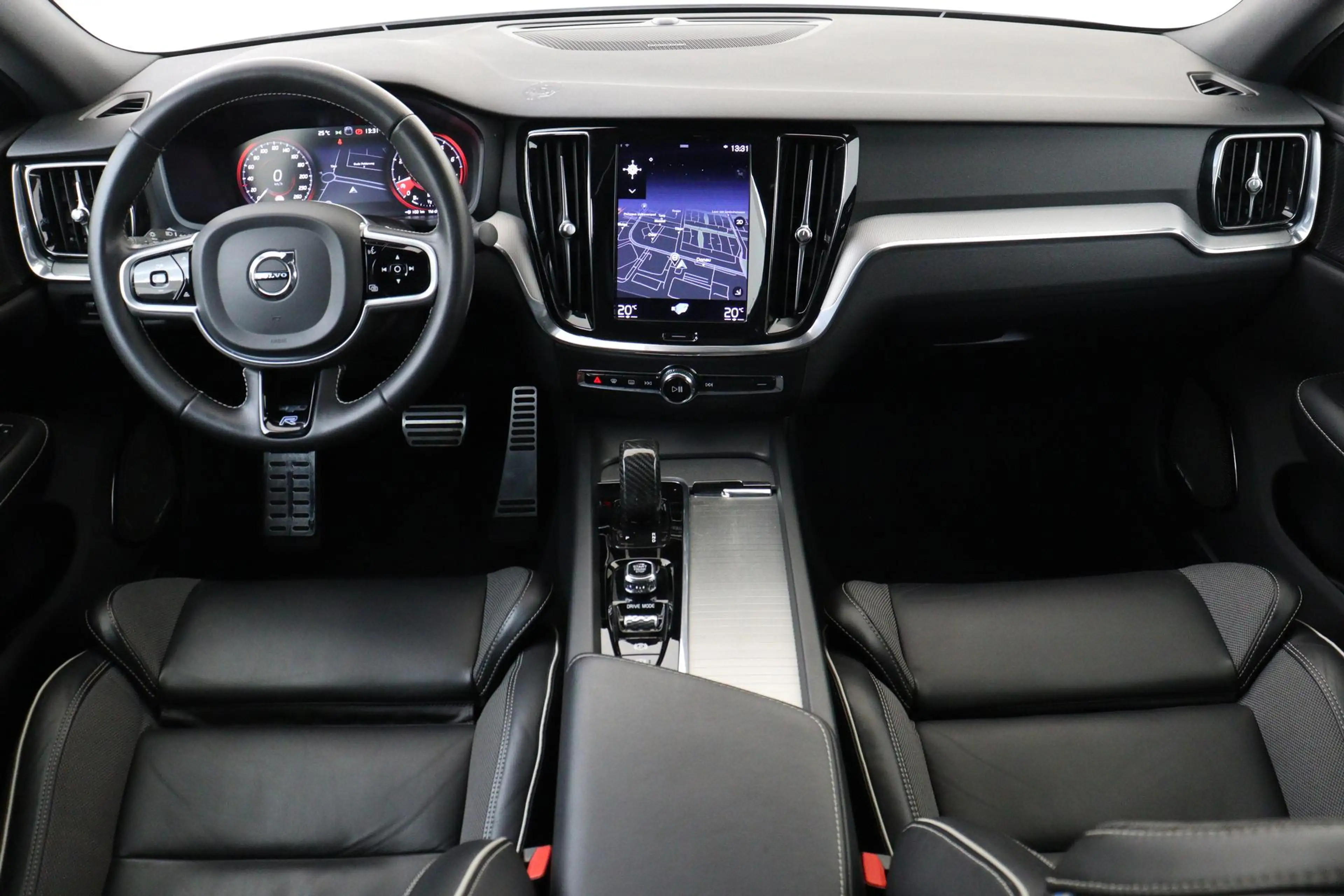 Volvo S60 B4 (M-HYBRID) R-DESIGN -PANO.DAK|HARMAN/KARDON|CAM — photo 4
