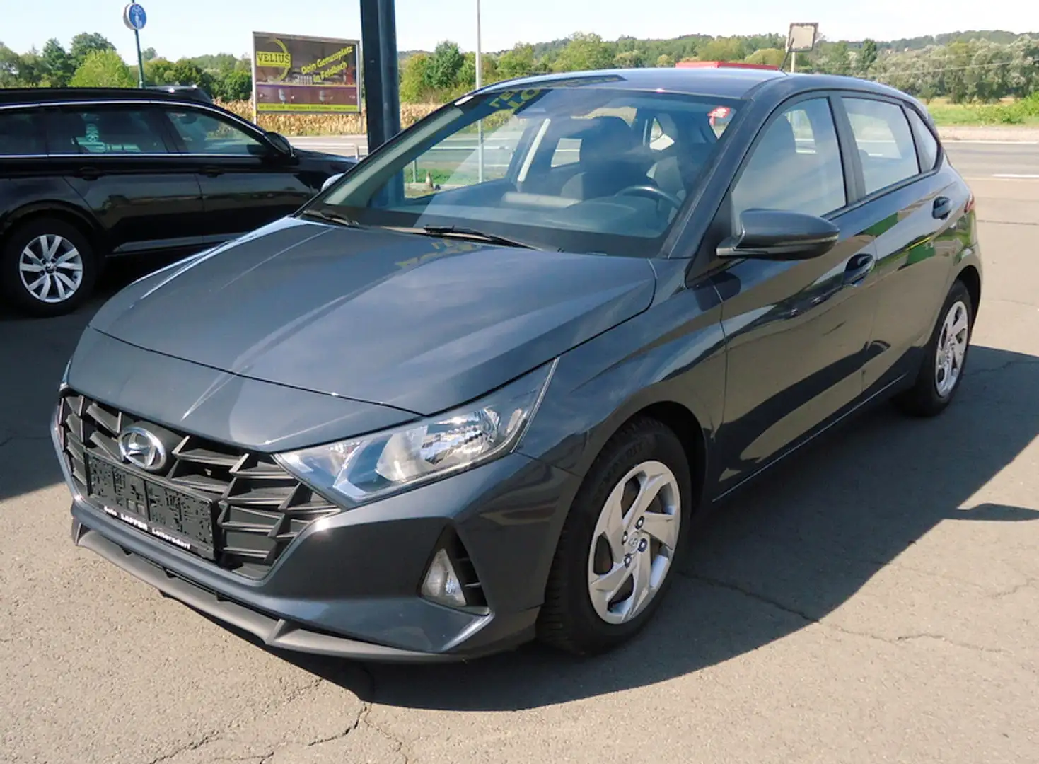 Hyundai i20 1,2 MPI i-Line Plus**Nur 42.000km**Klima Grau - 2
