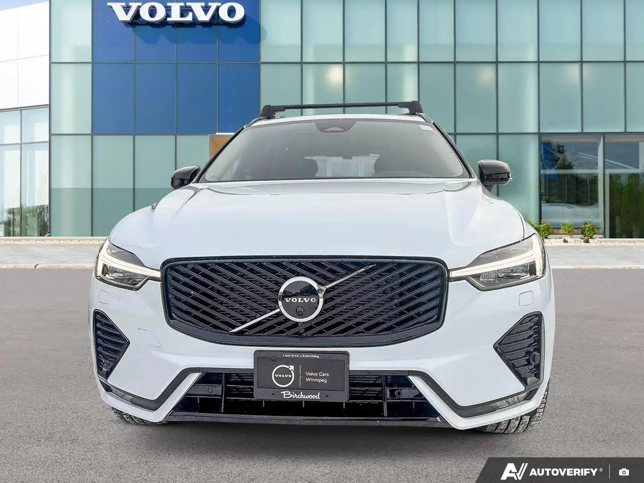 Volvo XC60 снимка Volvo XC60