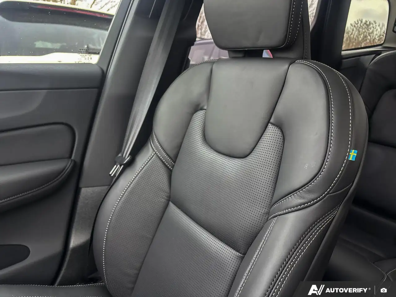 Volvo XC60 снимка Volvo XC60
