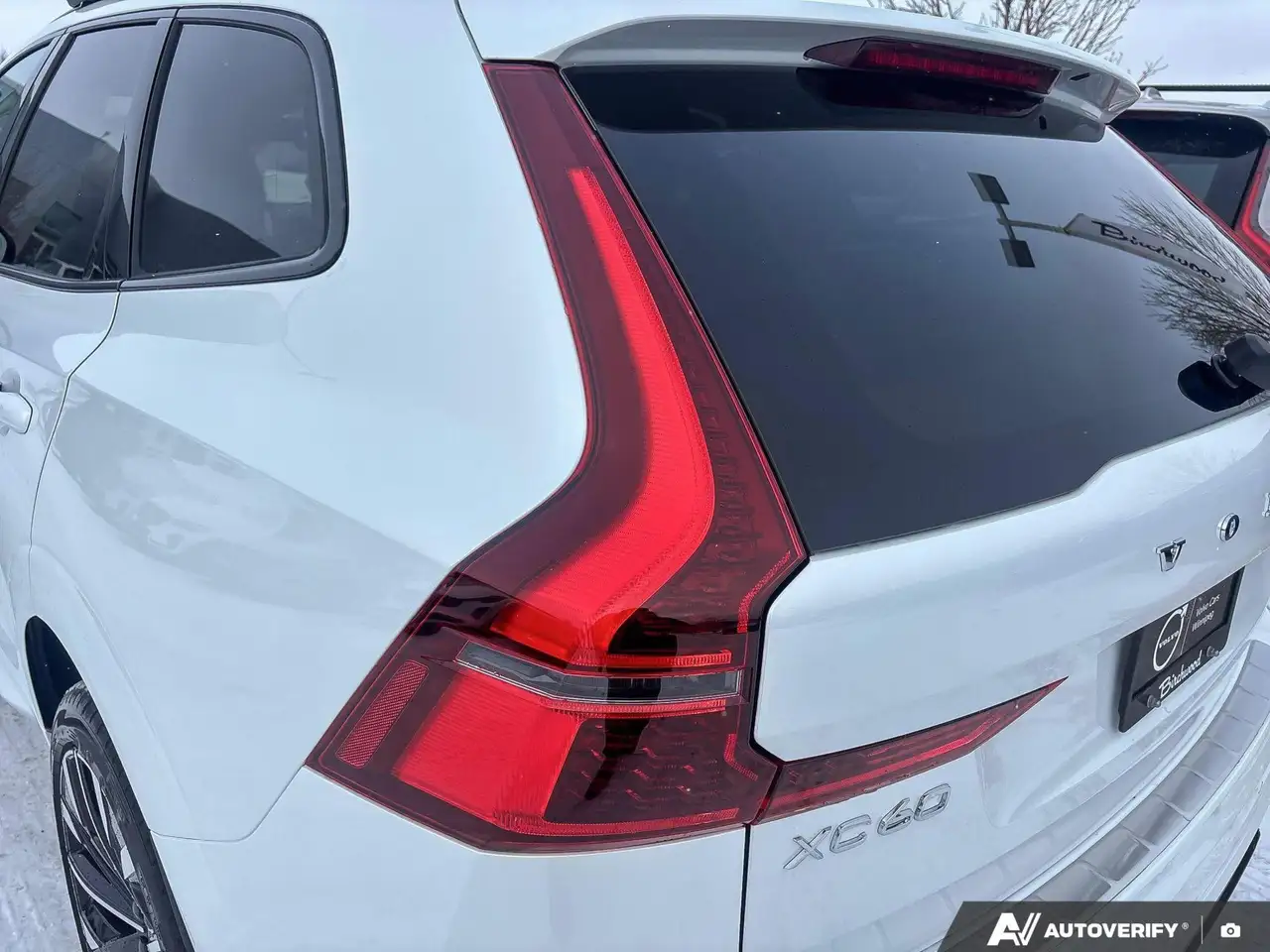 Volvo XC60 снимка Volvo XC60